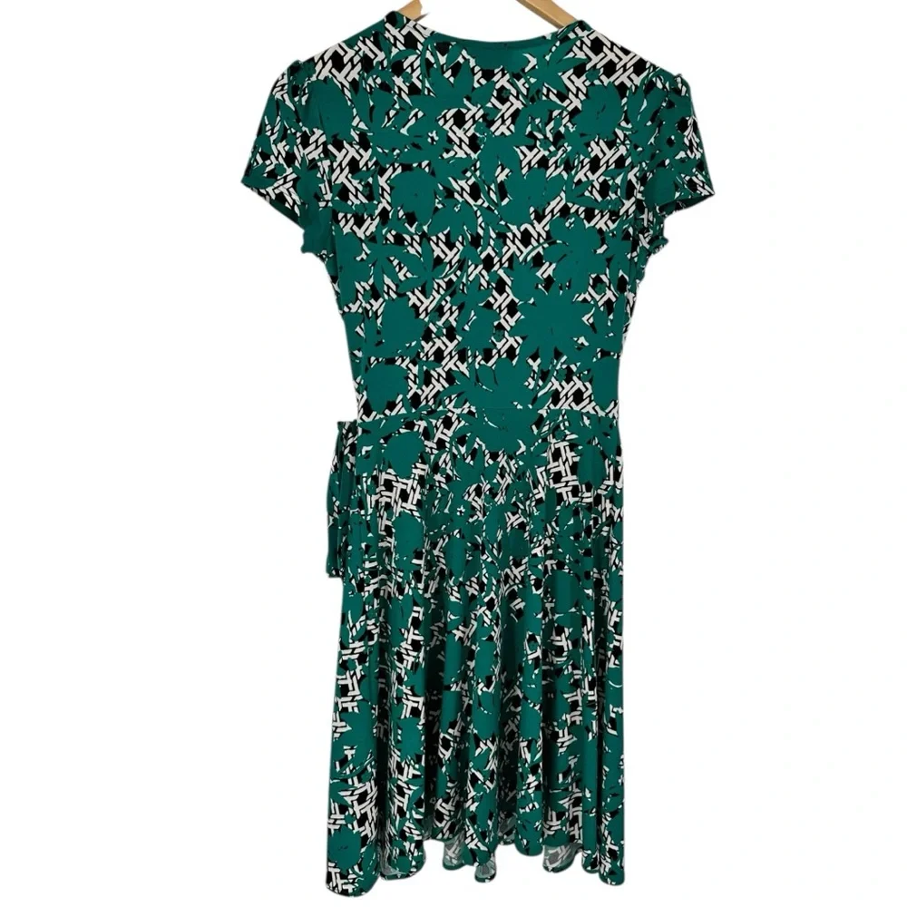 Leota Green Floral Geometric Print Faux Wrap Dress size Petite Small Cap Sleeve - Picture 6 of 10